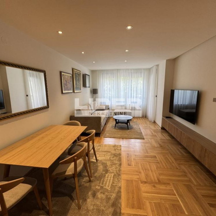 Četvorosoban stan za izdavanje, Crveni Krst, Beograd, 90m², 1.600 €/mes