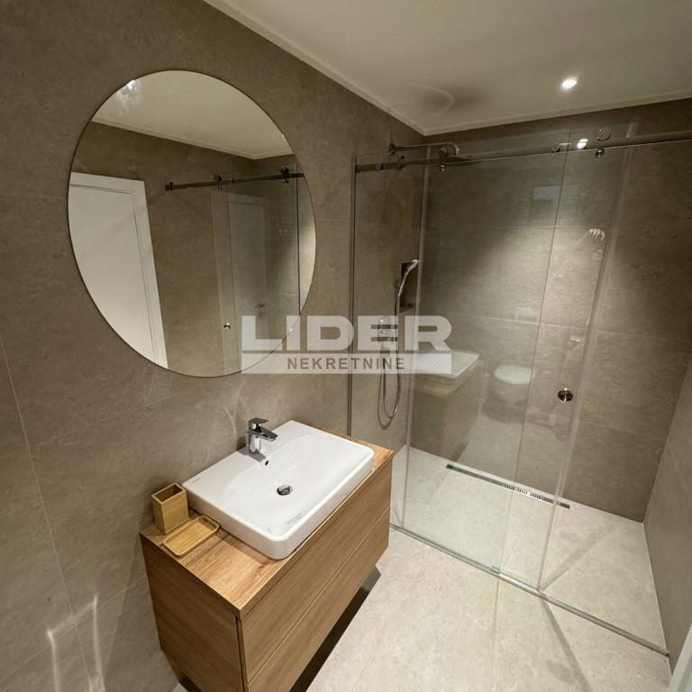 Četvorosoban stan za izdavanje, Crveni Krst, Beograd, 90m², 1.600 €/mes