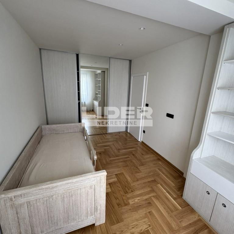 Četvorosoban stan za izdavanje, Crveni Krst, Beograd, 90m², 1.600 €/mes