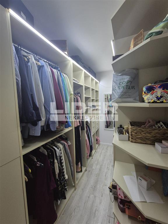 148120062-11-20250906134522 Četvorosoban stan za izdavanje, Bioskop Voždovac, Beograd, 100m², 1.500 €/mes