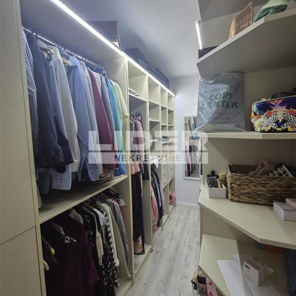 Četvorosoban stan za izdavanje, Bioskop Voždovac, Beograd, 100m², 1.500 €/mes