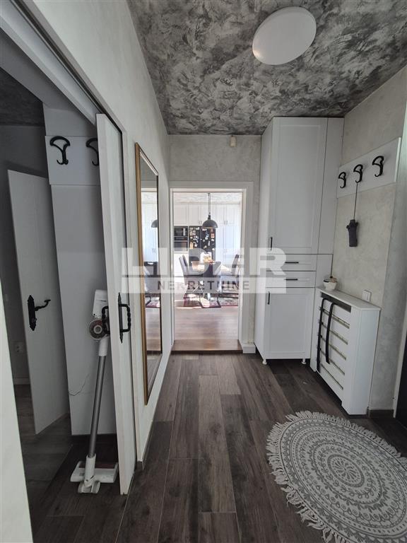 148120062-12-20250906134523 Četvorosoban stan za izdavanje, Bioskop Voždovac, Beograd, 100m², 1.500 €/mes