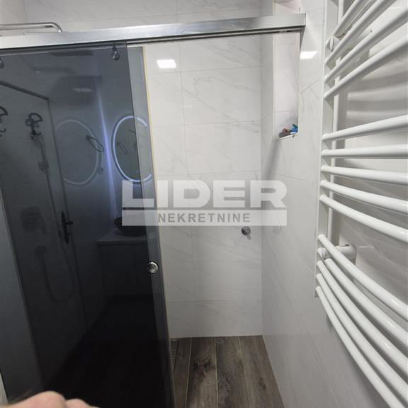 Četvorosoban stan za izdavanje, Bioskop Voždovac, Beograd, 100m², 1.500 €/mes