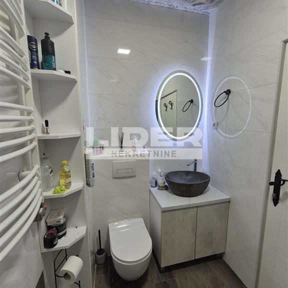 Četvorosoban stan za izdavanje, Bioskop Voždovac, Beograd, 100m², 1.500 €/mes