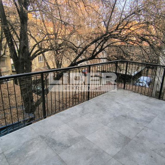 Dvosoban stan na prodaju, Beograd Centar, Beograd, 87m², 1. sprat, 289.900 €