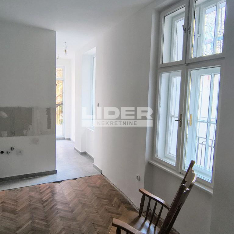 Dvosoban stan na prodaju, Beograd Centar, Beograd, 87m², 1. sprat, 289.900 €