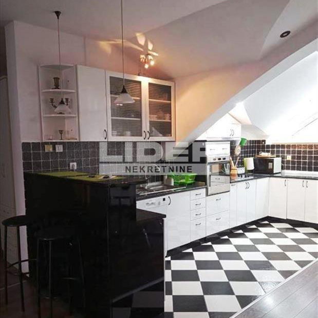 Trosoban stan na prodaju, Učiteljsko Naselje, Beograd, 133m², 285.000 €