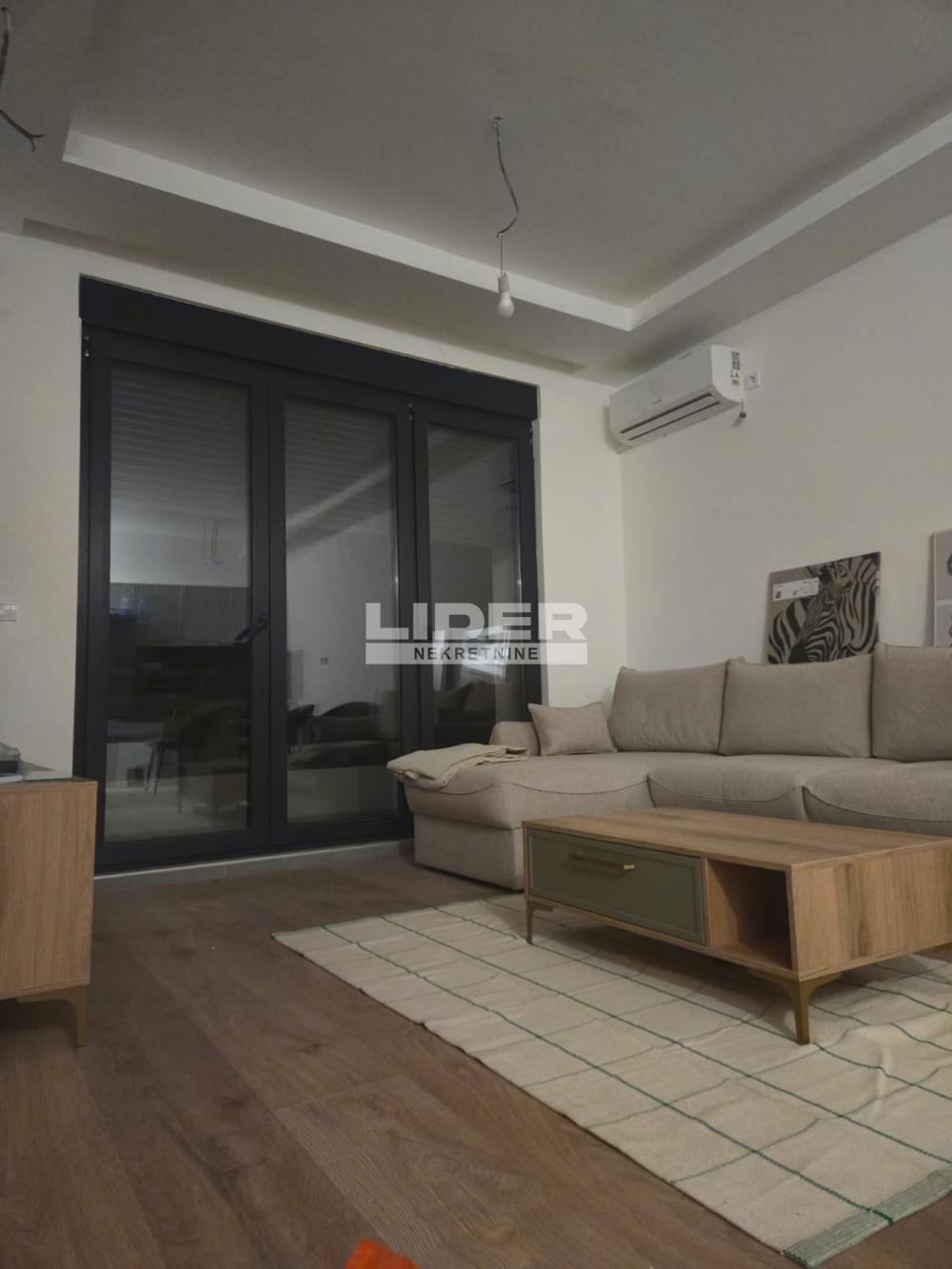 148120250-10-20251112131944 Dvosoban stan za izdavanje, Južni Bulevar, Beograd, 40m², 700 €/mes