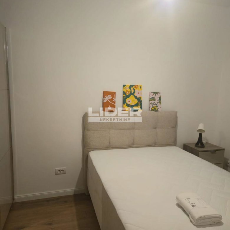 Dvosoban stan za izdavanje, Južni Bulevar, Beograd, 40m², 700 €/mes