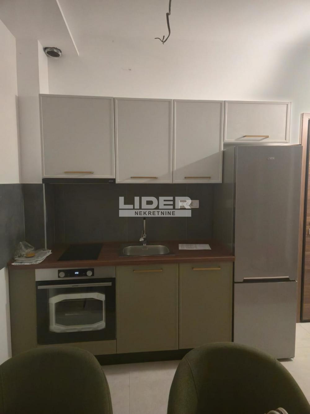 148120250-9-20251112131944 Dvosoban stan za izdavanje, Južni Bulevar, Beograd, 40m², 700 €/mes