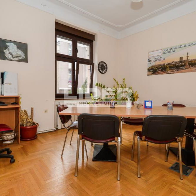 Višesoban stan za izdavanje, Skupština, Beograd, 87m², 1.100 €/mes