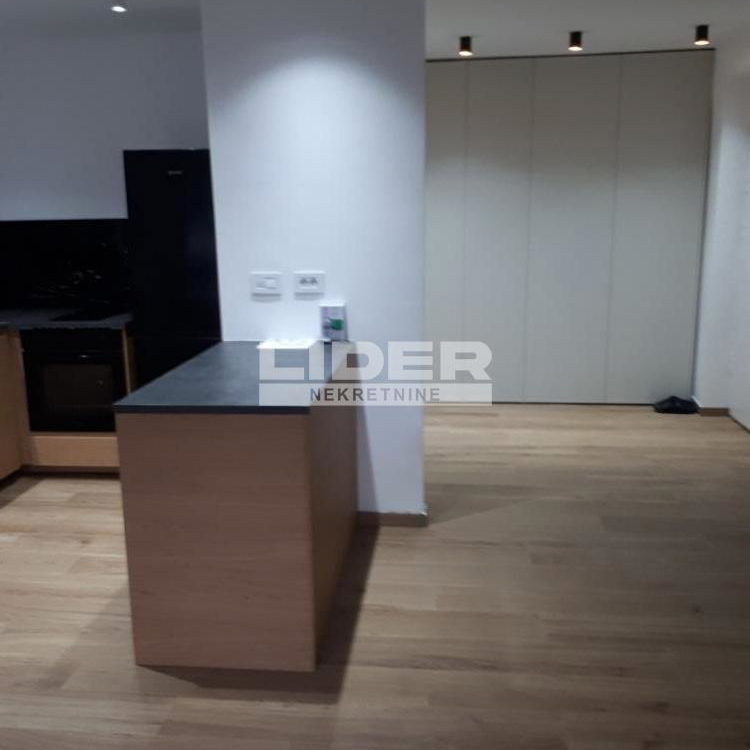 Dvosoban stan za izdavanje, Centar, Beograd, 55m², 1.000 €/mes