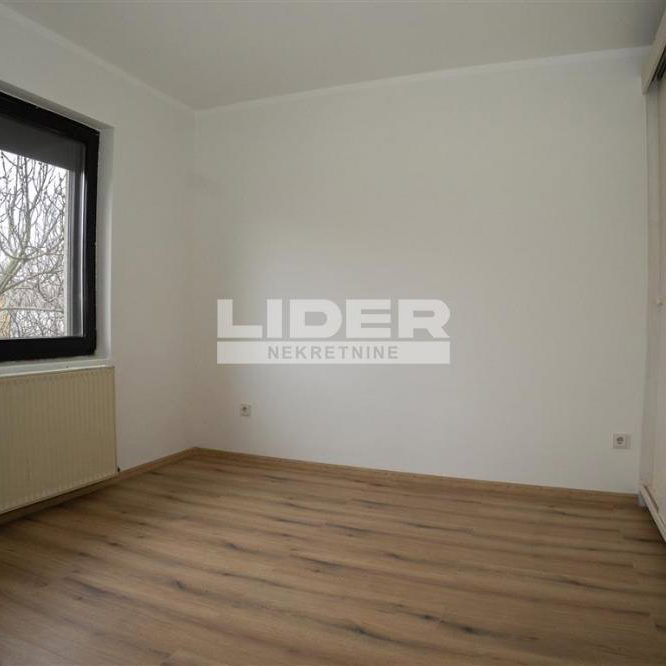 Trosoban stan na prodaju, Borča, Beograd, 111m², 1. sprat, 185.000 €