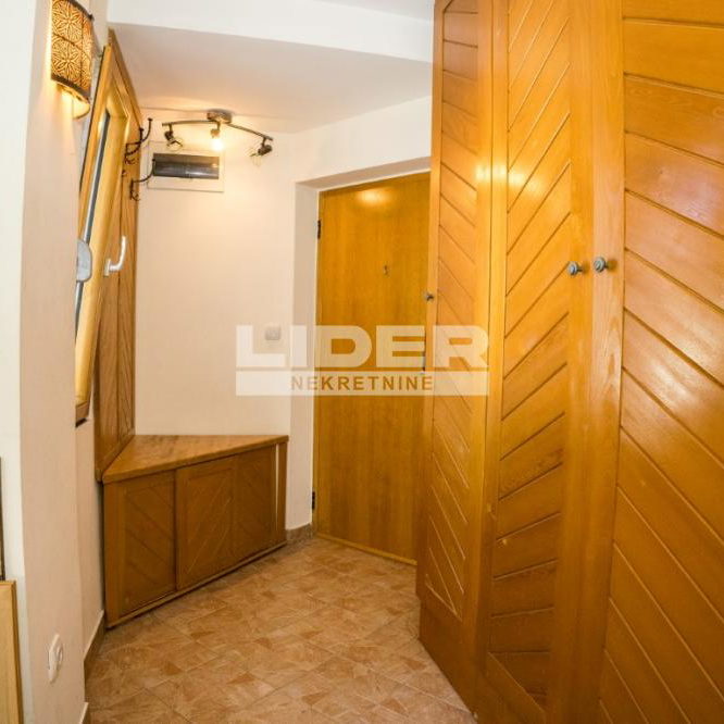 Trosoban stan na prodaju, Kopitareva Gradina, Beograd, 69m², 315.000 €