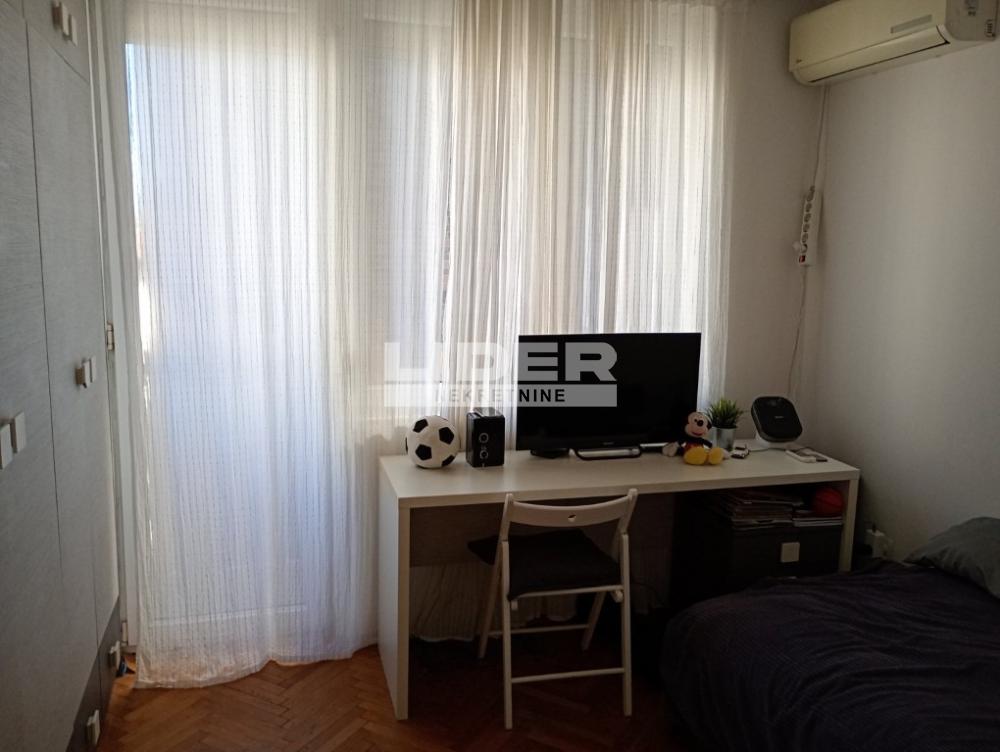 148120478-12-20260314164500 Trosoban stan na prodaju, Crveni Krst, Beograd, 69m², 1. sprat, 255.000 €