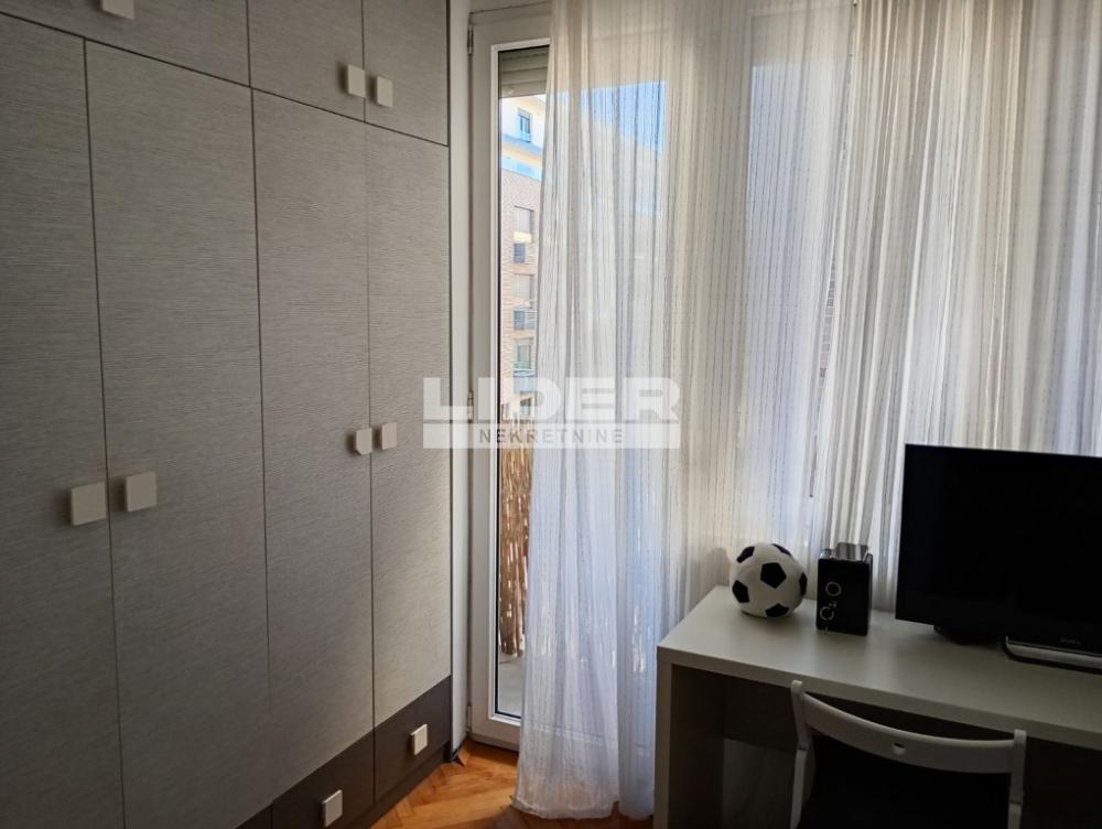 148120478-13-20260314164500 Trosoban stan na prodaju, Crveni Krst, Beograd, 69m², 1. sprat, 255.000 €