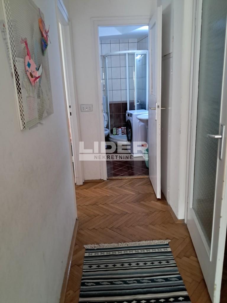 148120478-8-20260314164458 Trosoban stan na prodaju, Crveni Krst, Beograd, 69m², 1. sprat, 255.000 €
