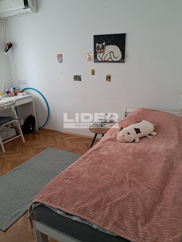 148120478-9-20260314164459 Trosoban stan na prodaju, Crveni Krst, Beograd, 69m², 1. sprat, 255.000 €