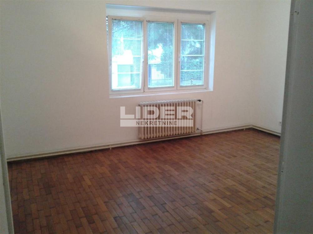 148120513-2-20260402090721 Trosoban stan za izdavanje, Banovo Brdo, Beograd, 106m², Prizemlje, 900 €/mes
