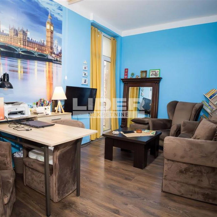 Četvorosoban stan na prodaju, Skadarlija, Beograd, 77m², 2. sprat, 285.000 €