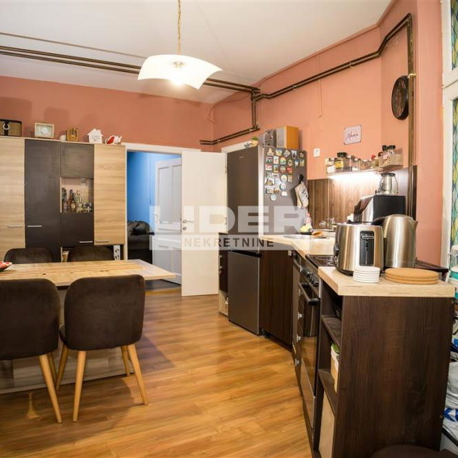 Četvorosoban stan na prodaju, Skadarlija, Beograd, 77m², 2. sprat, 285.000 €