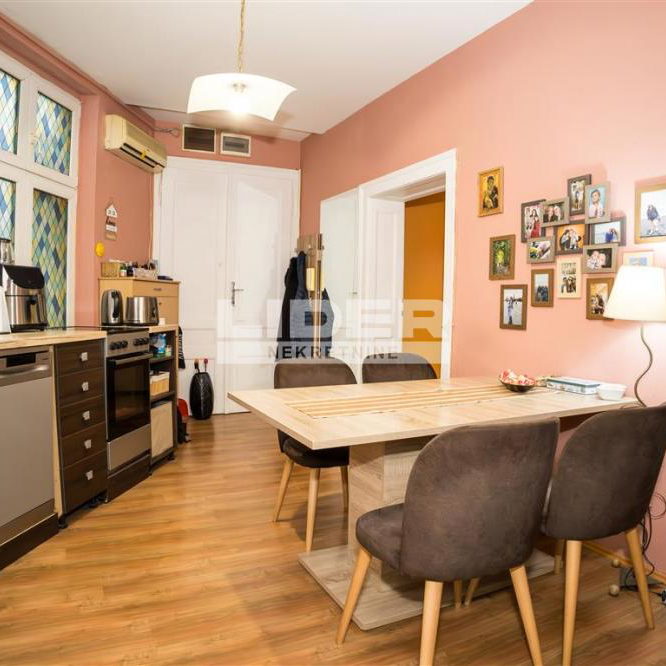 Četvorosoban stan na prodaju, Skadarlija, Beograd, 77m², 2. sprat, 285.000 €