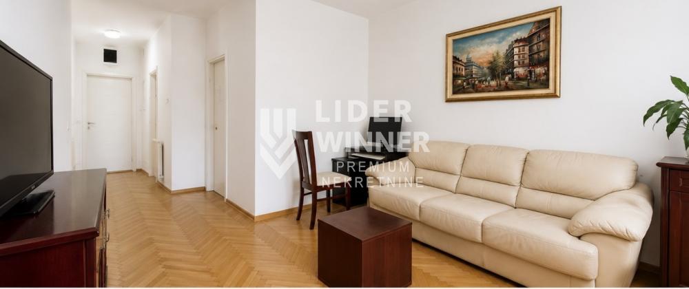 Troiposoban stan na prodaju, Krunski Venac, Beograd, 76m², 360.000 €