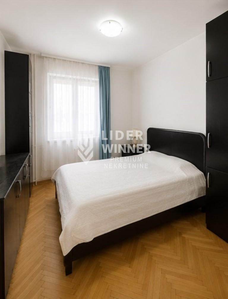Troiposoban stan na prodaju, Krunski Venac, Beograd, 76m², 360.000 €
