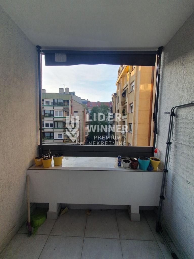 Troiposoban stan na prodaju, Krunski Venac, Beograd, 76m², 360.000 €