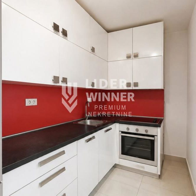 Troiposoban stan na prodaju, Krunski Venac, Beograd, 76m², 360.000 €