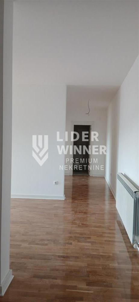 148120548-3-20260422155151 Trosoban stan na prodaju, Batajnica, Beograd, 65m², 165.000 €