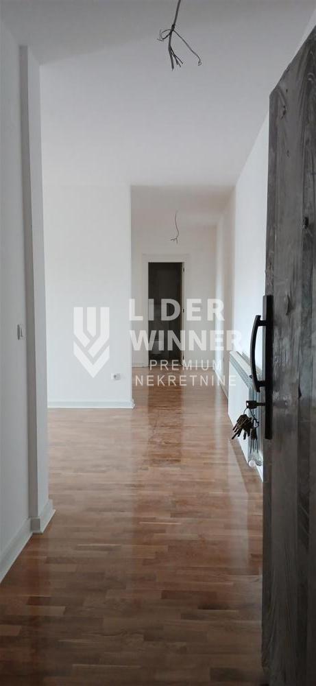 148120548-4-20260422155151 Trosoban stan na prodaju, Batajnica, Beograd, 65m², 165.000 €