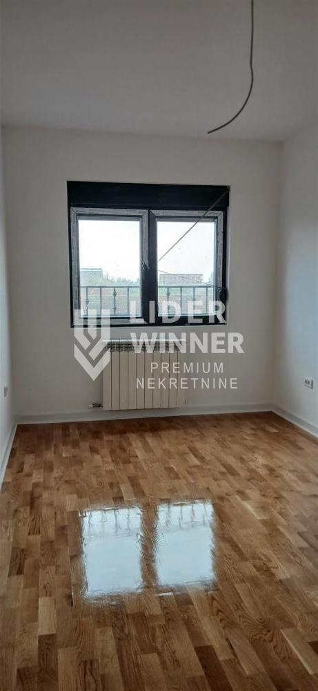 148120548-5-20260422155151 Trosoban stan na prodaju, Batajnica, Beograd, 65m², 165.000 €