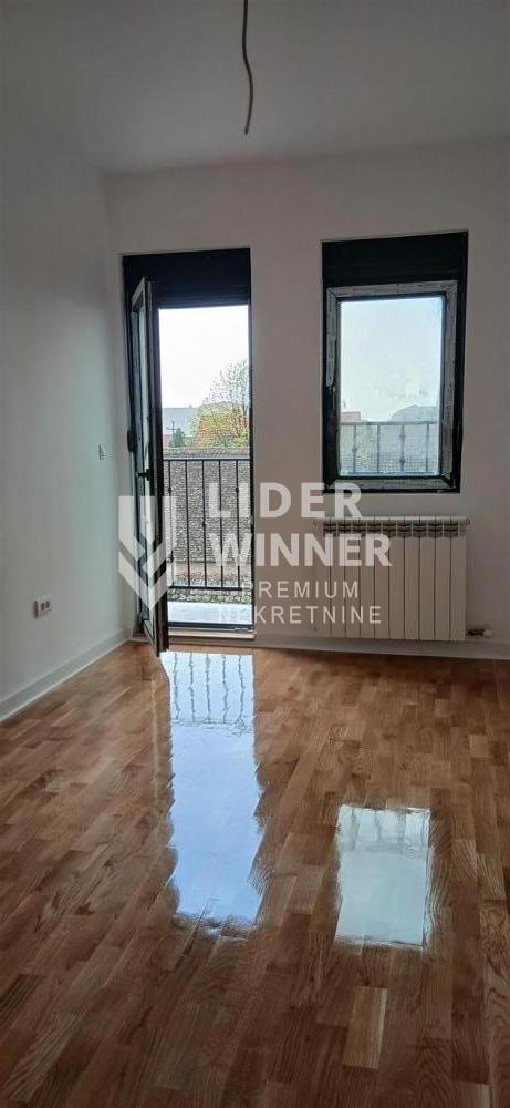 148120548-7-20260422155152 Trosoban stan na prodaju, Batajnica, Beograd, 65m², 165.000 €