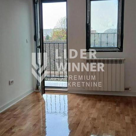 Trosoban stan na prodaju, Batajnica, Beograd, 65m², 165.000 €