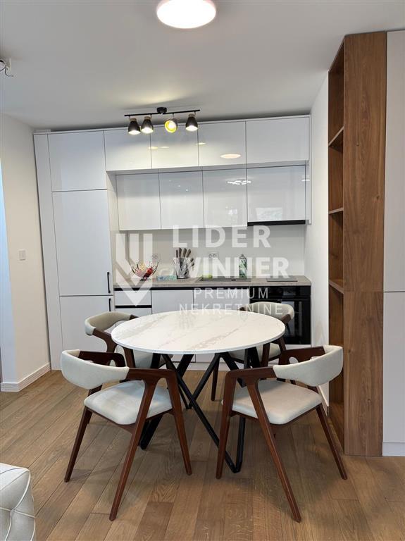 Dvosoban stan na prodaju, Lekino Brdo, Beograd, 40m², 250.000 €