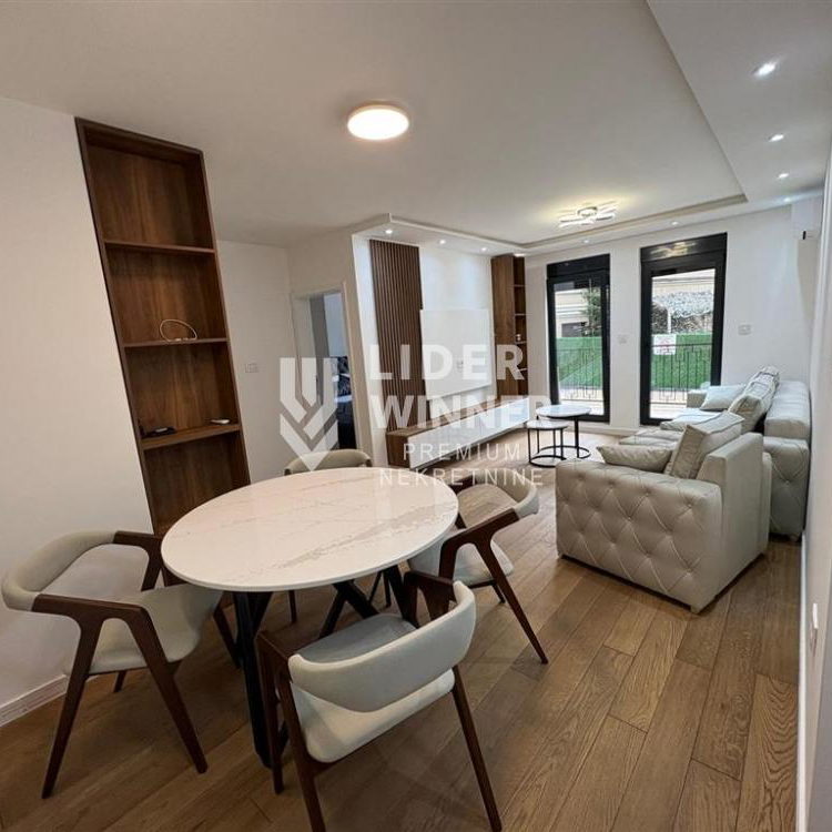 Dvosoban stan na prodaju, Lekino Brdo, Beograd, 40m², 250.000 €