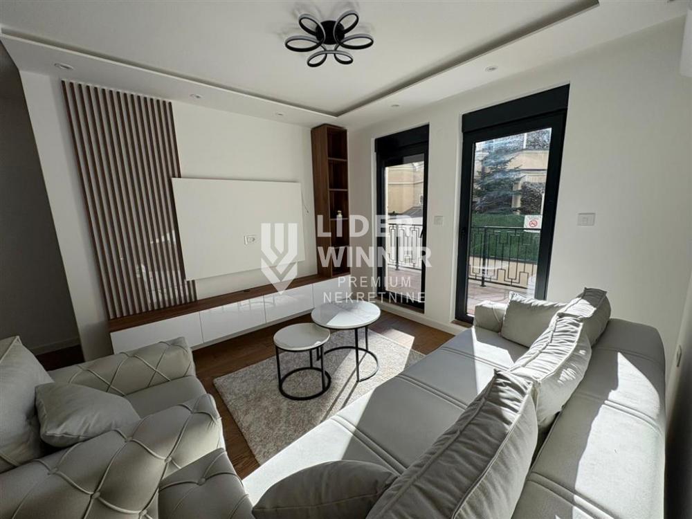 Dvosoban stan na prodaju, Lekino Brdo, Beograd, 40m², 250.000 €
