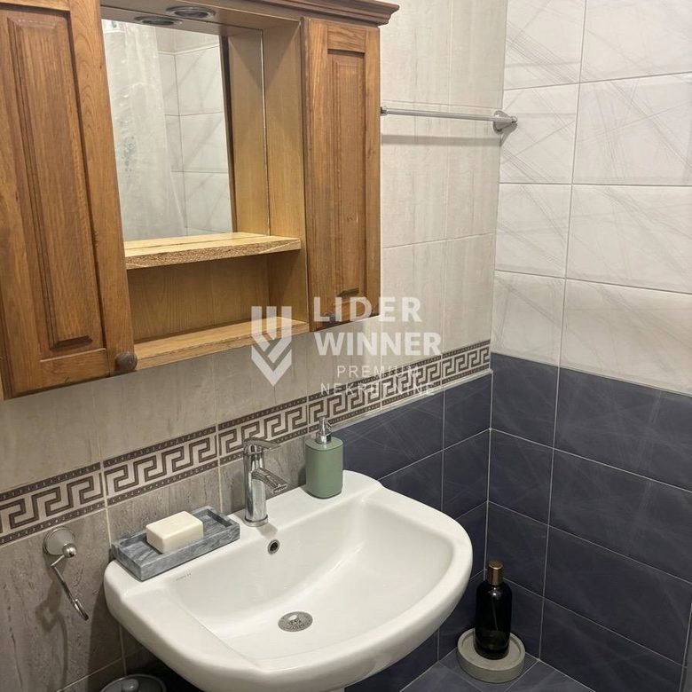 Trosoban stan na prodaju, Bogoslovija, Beograd, 70m², 189.800 €