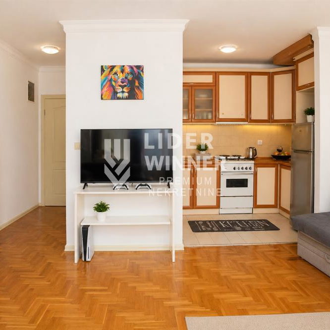 Trosoban stan na prodaju, Bogoslovija, Beograd, 70m², 189.800 €