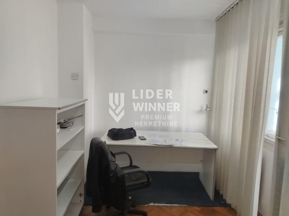 148120567-5-20260430193515 Trosoban stan za izdavanje, Topličin Venac, Beograd, 47m², 650 €/mes