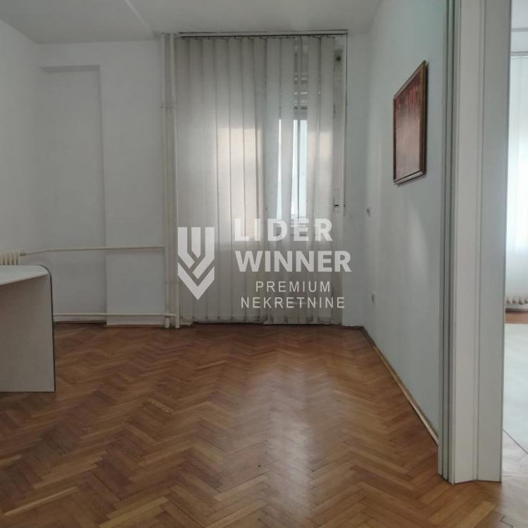Trosoban stan za izdavanje, Topličin Venac, Beograd, 47m², 650 €/mes