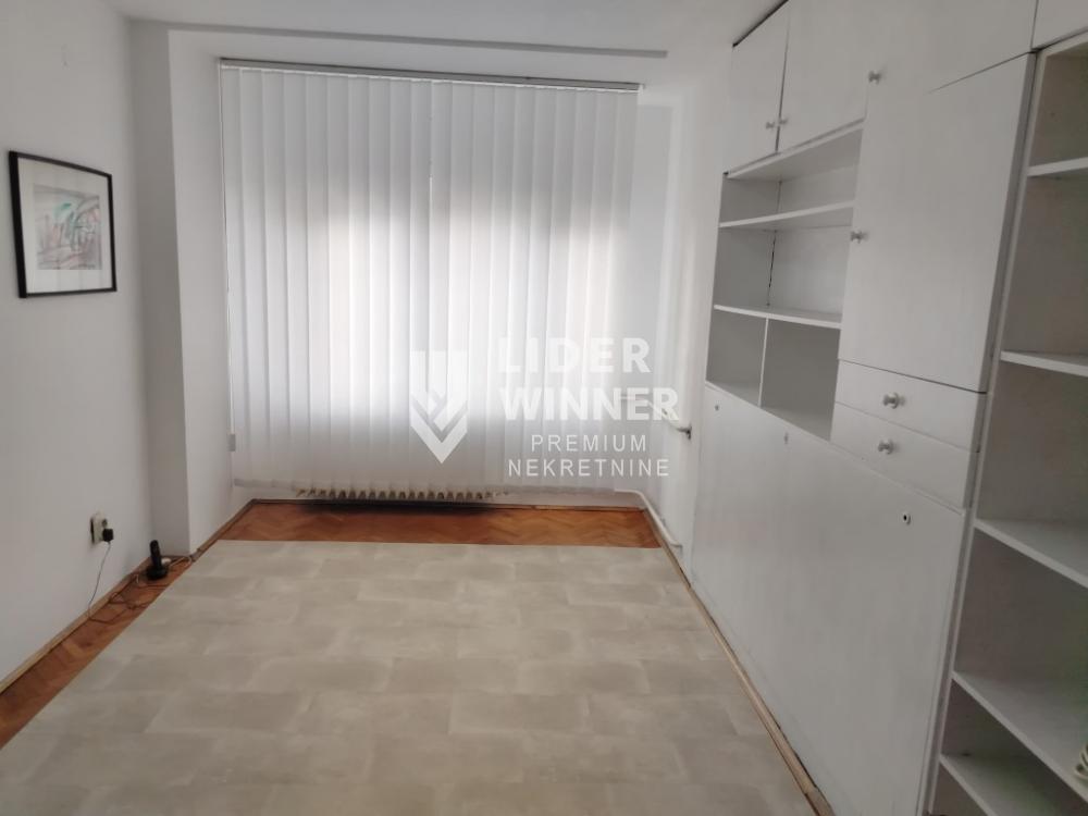 148120567-7-20260430193516 Trosoban stan za izdavanje, Topličin Venac, Beograd, 47m², 650 €/mes