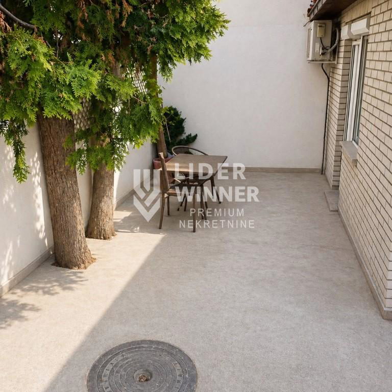 Kuća na prodaju, Bulbulder, Beograd, 121m², 284.700 €