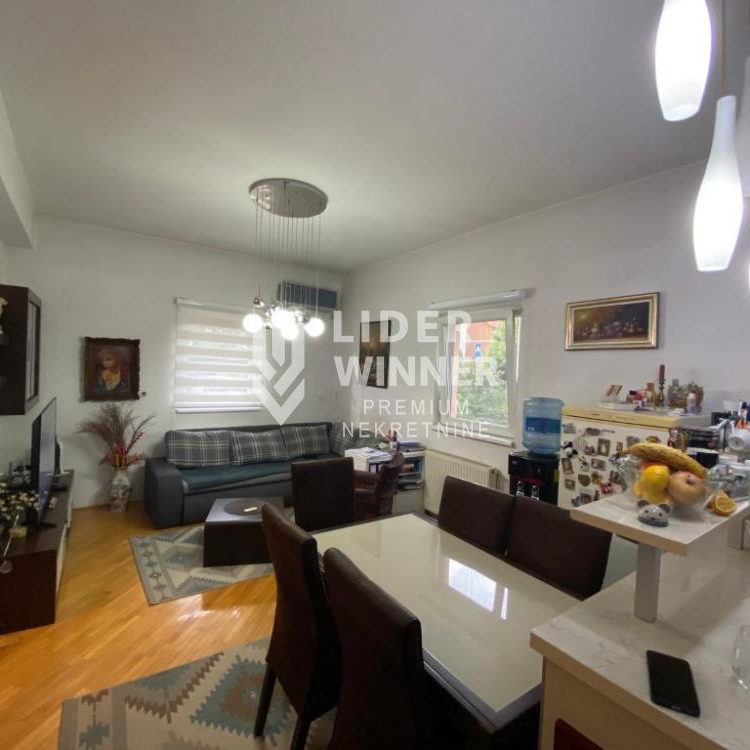 Trosoban stan na prodaju, Centar, Beograd, 45m², 185.000 €