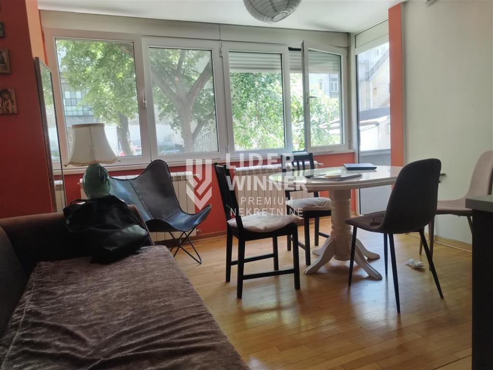 Dvoiposoban stan na prodaju, Terazije, Beograd, 60m², 280.500 €