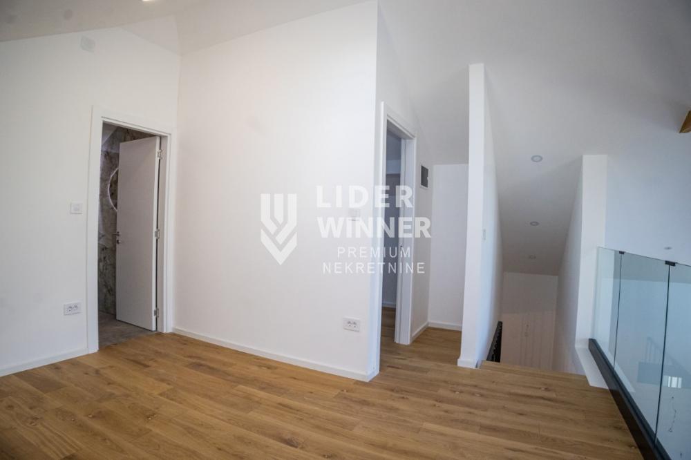 148120625-9-20260529193006 Kuća na prodaju, Kosmaj, Beograd, 250m², 445.000 €