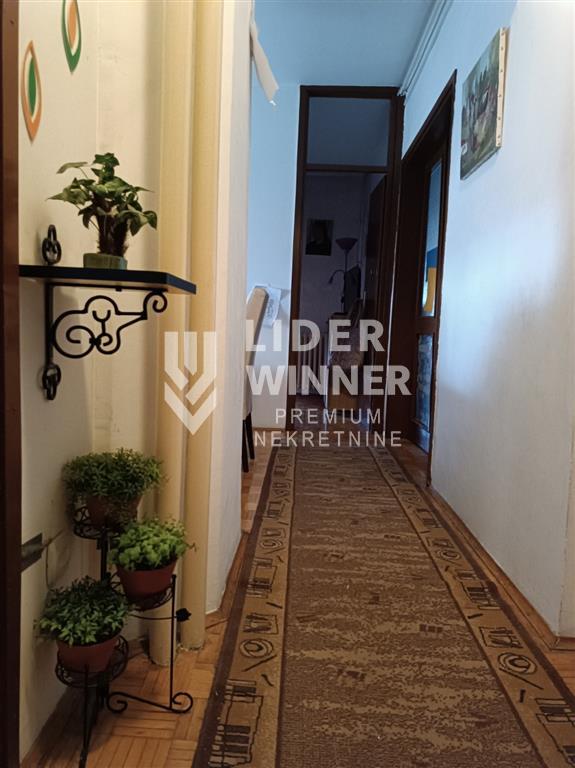 Troiposoban stan na prodaju, Vidikovac, Beograd, 73m², 14. sprat, 179.900 €