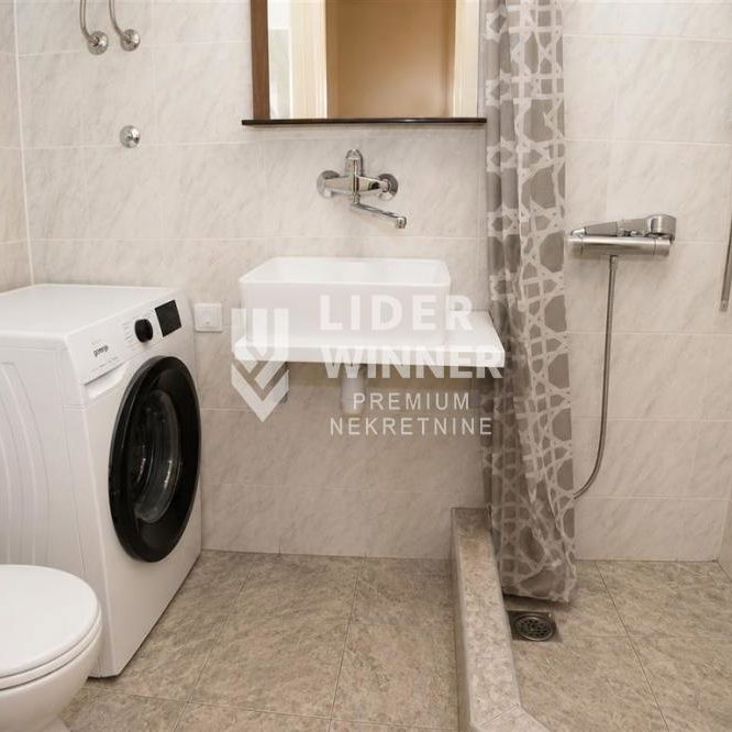 Četvorosoban stan na prodaju, Centar, Beograd, 110m², 350.000 €