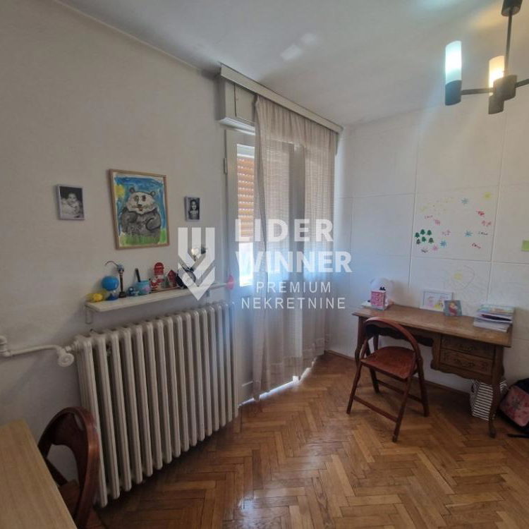 Troiposoban stan na prodaju, Čubura, Beograd, 77m², 270.000 €